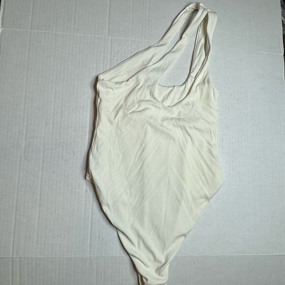 L*Space Cream Phoebe Classic One-Shoulder Rib One-Piece Swimsuit NWOT Size 8 - Picture 6 of 9